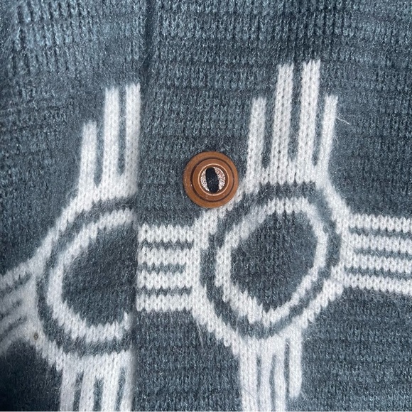 Vintage RUMINAHUI Men’s Large Blue Aztec Wool Button Hooded Cardigan Sweater - Picture 9 of 14